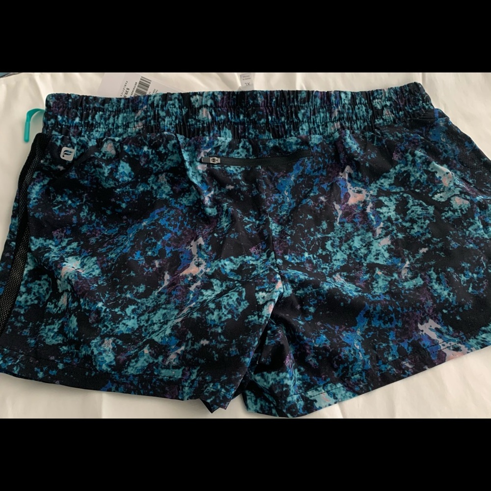 Running shorts - Picture 2 of 4